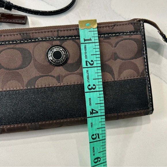Coach Wristlet Wallet - Picture 13 of 15
